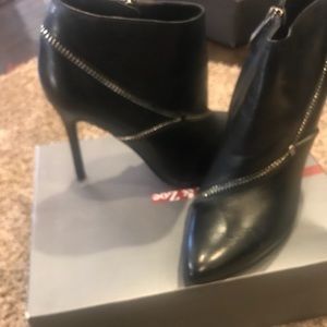 Eva and Zoe Black Leather booties